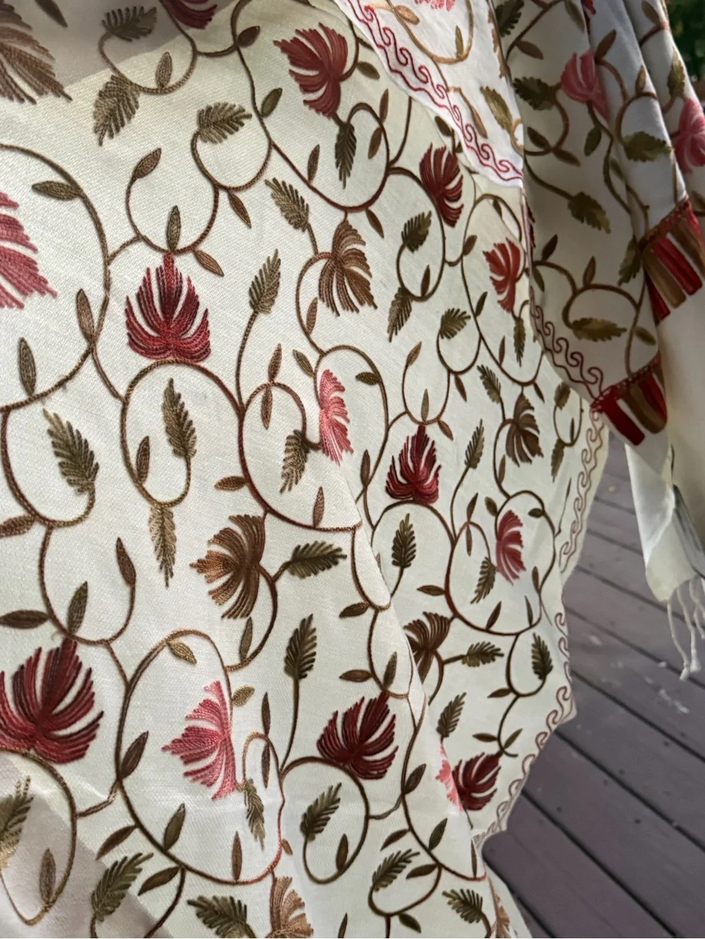 N/A cream shawl